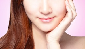 つややかな女性